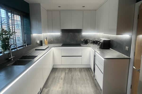 fitted modern kitchens with lights
